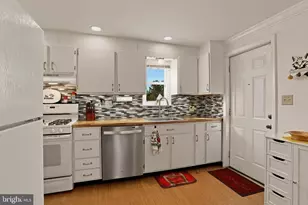 3739 Montour St, Harrisburg, PA 17111 - Photo 9