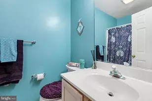 1330 Fox Hollow Dr, Harrisburg, PA 17113 - Photo 15