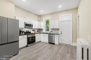 2327 N 3rd St, Harrisburg, PA 17110 - Photo 33
