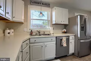 1014 Sherman St, Harrisburg, PA 17112 - Photo 11