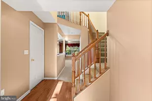 5796 Hidden Lake Dr, Harrisburg, PA 17111 - Photo 3