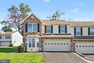 5938 Pinedale Ct, Harrisburg, PA 17111 - Photo 1