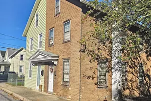 290 W 2nd St, Hummelstown, PA 17036 - Photo 3