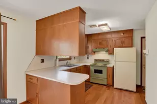 1380 Kelly Rd, Harrisburg, PA 17113 - Photo 7