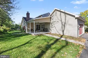 2404 Glendore Dr, Harrisburg, PA 17112 - Photo 45