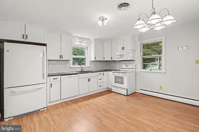 140 Peach Avenue, Hershey, PA 17033 - Photo 9