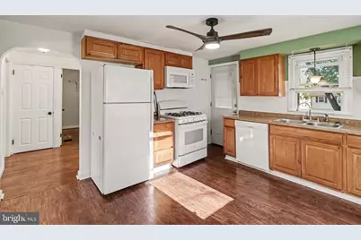 1802 and 1804 E Caracas Avenue, Hershey, PA 17033 - Photo 17