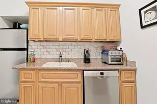 1525 N Front St, Harrisburg, PA 17102 - Photo 25