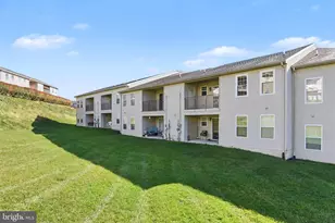 215 Forest Oak Ln, Harrisburg, PA 17110 - Photo 25