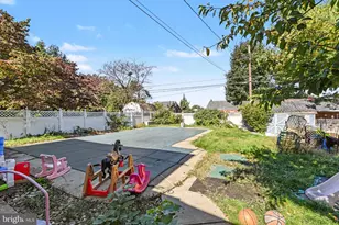 5012 Constitution Ave, Harrisburg, PA 17109 - Photo 17