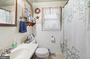1802 and 1804 E Caracas Ave, Hershey, PA 17033 - Photo 9
