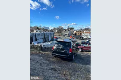 77 Chester Pike, Darby, PA 19023 - Photo 9