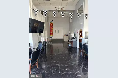 77 Chester Pike, Darby, PA 19023 - Photo 5