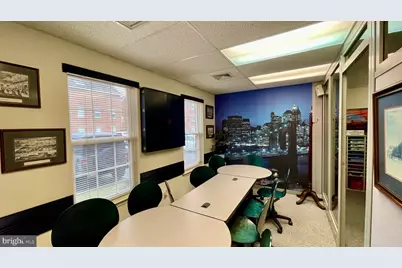 27 Regency Plaza, Glen Mills, PA 19342 - Photo 3