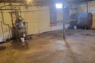 815 Clifton Ave, Darby, PA 19023 - Photo 9