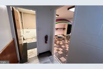 1712 W Providence Avenue, Chester, PA 19013 - Photo 15