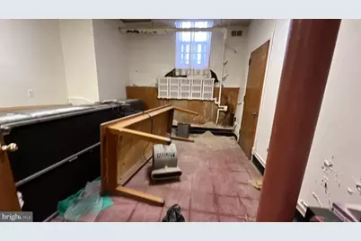 1712 W Providence Avenue, Chester, PA 19013 - Photo 25