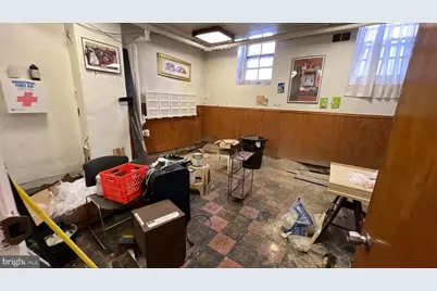 1712 W Providence Avenue, Chester, PA 19013 - Photo 23