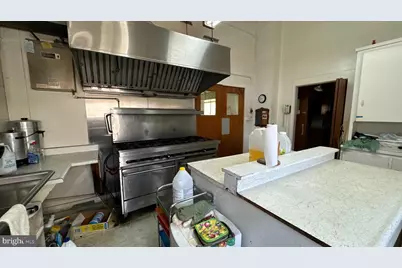 1712 W Providence Avenue, Chester, PA 19013 - Photo 39