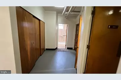 1712 W Providence Avenue, Chester, PA 19013 - Photo 33