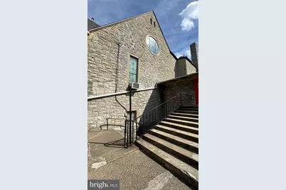 1712 W Providence Avenue, Chester, PA 19013 - Photo 9