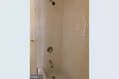 321 Highland Avenue, Chester, PA 19013 - Photo 35