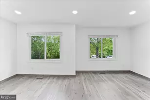 402 S Point Dr, Chadds Ford, PA 19317 - Photo 15