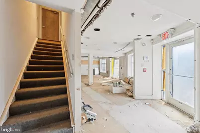 398 W Lancaster Avenue, Wayne, PA 19087 - Photo 5