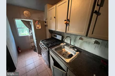 7023 Guilford Road, Upper Darby, PA 19082 - Photo 3