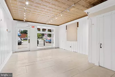 240 E Lancaster Avenue #RETAIL UNIT, Wayne, PA 19087 - Photo 7