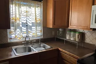 1513 Roosevelt Dr, Sharon Hill, PA 19079 - Photo 9