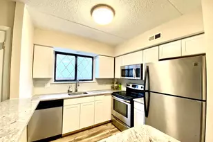 5200 Hilltop Dr, Brookhaven, PA 19015 - Photo 13