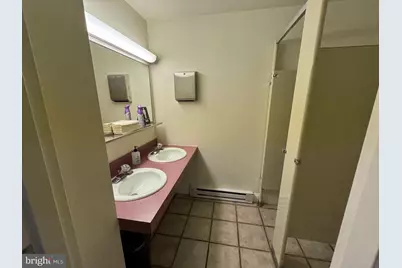 100 E Chester Pike #5, Ridley Park, PA 19078 - Photo 15