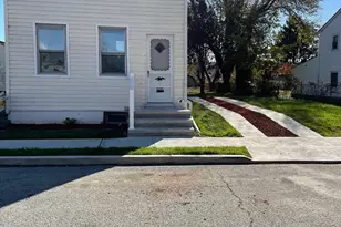 1417 E 13th St, Crum Lynne, PA 19022 - Photo 1