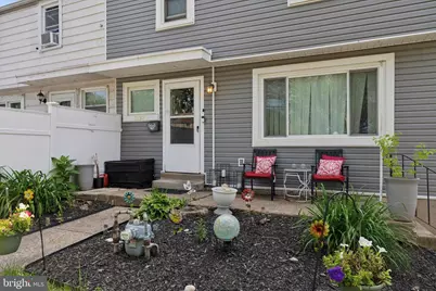 1137 Mulberry Street, Brookhaven, PA 19015 - Photo 3