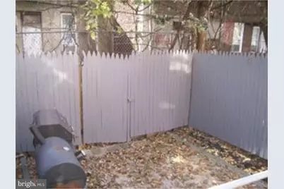 422 Darby Terrance Terrace, Darby, PA 19023 - Photo 3