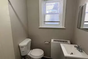 140 E 21st St, Chester, PA 19013 - Photo 3