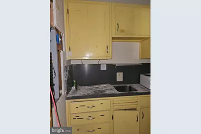 206 E 9th Street, Chester, PA 19013 - Photo 15