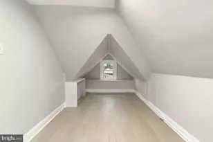 216 Collingdale Ave, Collingdale, PA 19023 - Photo 11