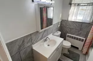 507 E 22nd St, Chester, PA 19013 - Photo 9