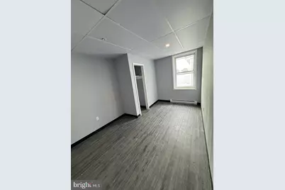 15 S Church Lane, Upper Darby, PA 19082 - Photo 5