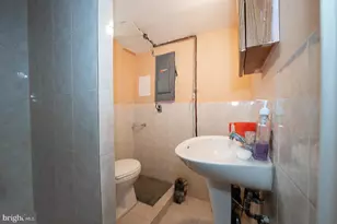 105 N Fairview Ave, Upper Darby, PA 19082 - Photo 37