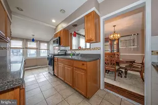 105 N Fairview Ave, Upper Darby, PA 19082 - Photo 11