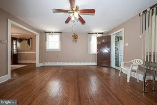 105 N Fairview Ave, Upper Darby, PA 19082 - Photo 13