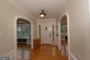 501 E Manoa Rd, Havertown, PA 19083 - Photo 5