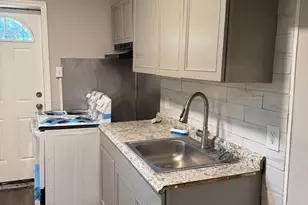 322 Lamokin St, Chester, PA 19013 - Photo 7