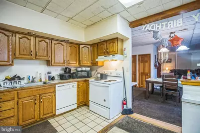 82 Chester Pike, Darby, PA 19023 - Photo 9