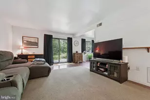 815 Painters Crossing, Chadds Ford, PA 19317 - Photo 3