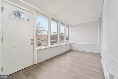 730 Maryland Avenue, Prospect Park, PA 19076 - Photo 3