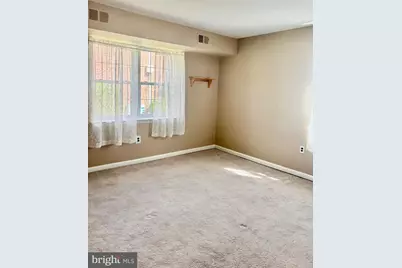 804 South Avenue #D7, Secane, PA 19018 - Photo 7